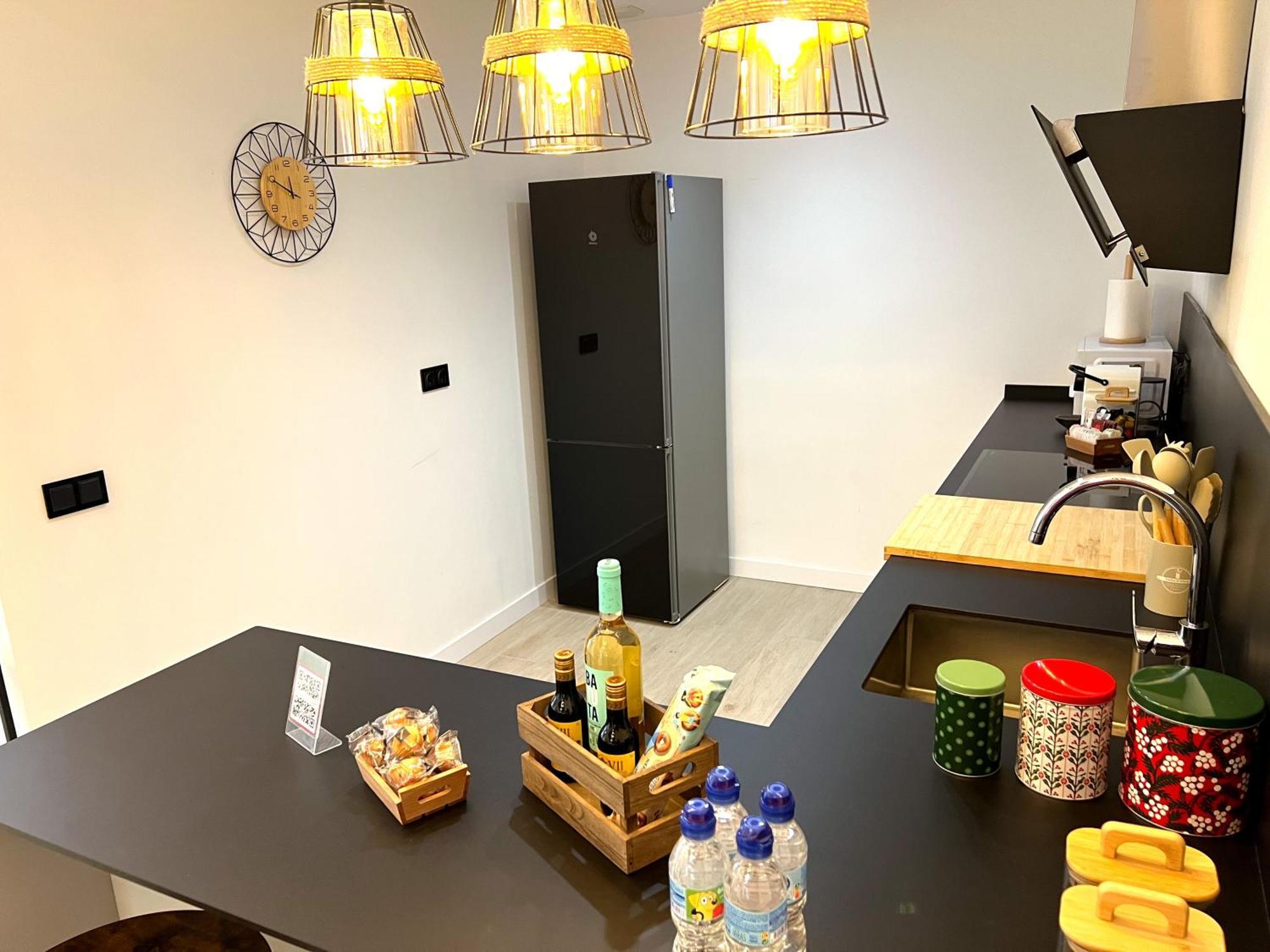 Duplex Moderno Y Acogedor Junto A Atocha Lejlighed Madrid Eksteriør billede